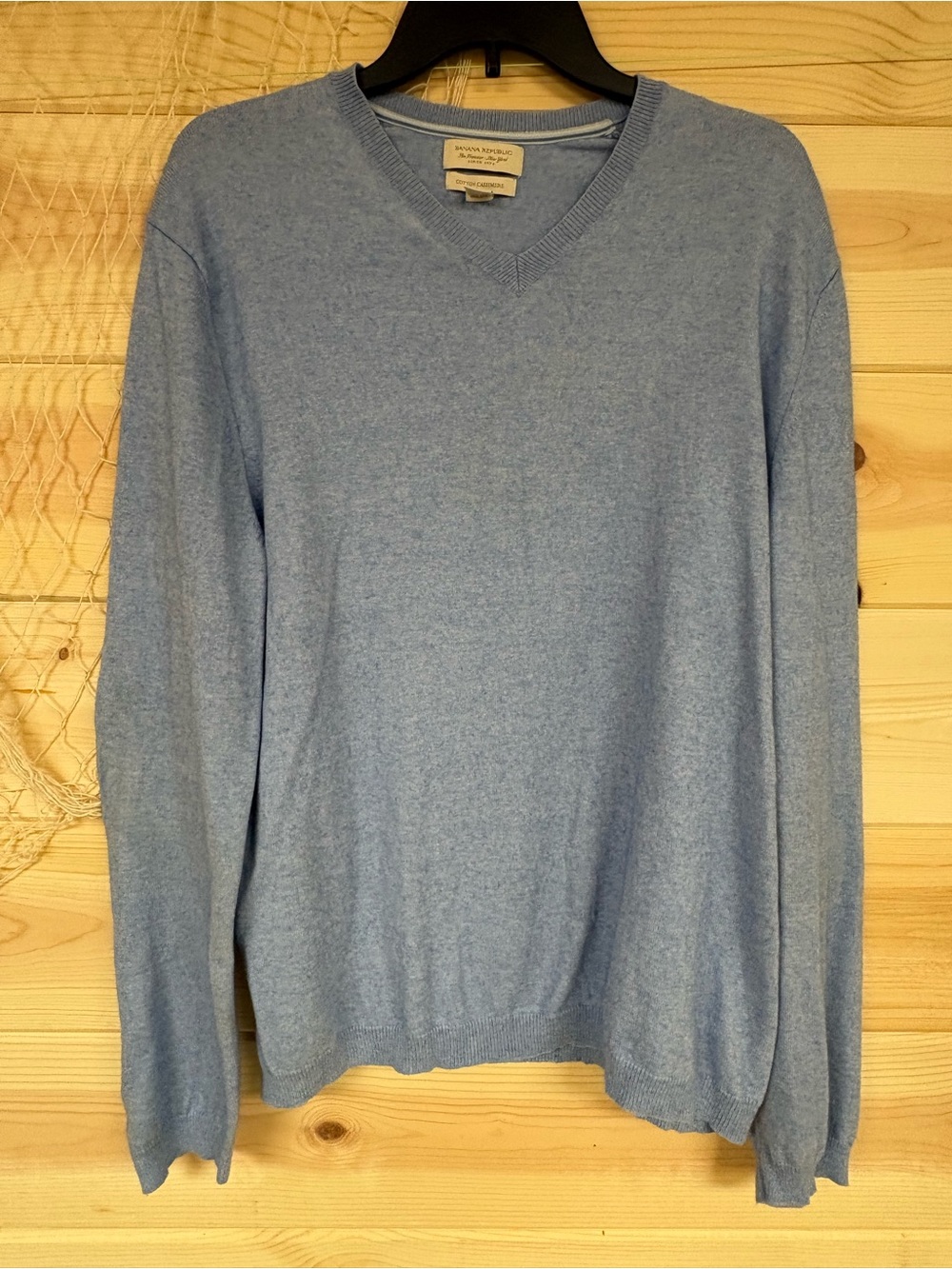 Banana Republic Men’s Light Blue V-Neck Sweater